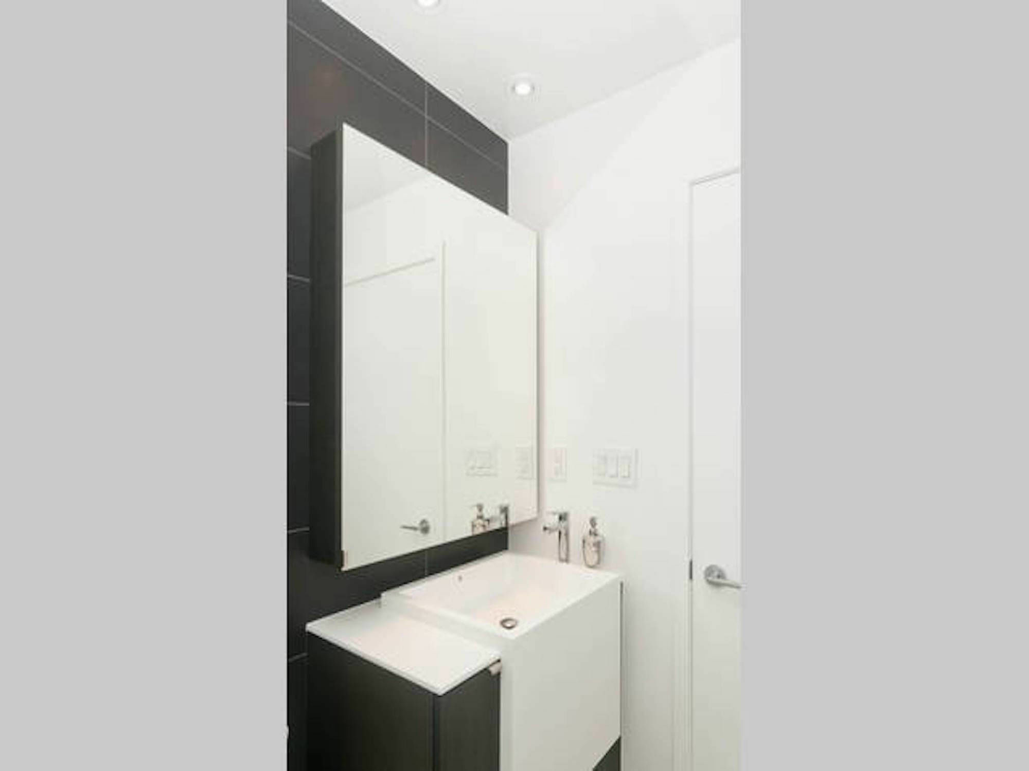 N2N Suites - Downtown Lake & City View Apartments Toronto Esterno foto